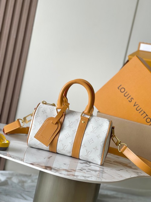 Louis Vuitton Keepall Bandouliere 25: Stylish White Leather Satchel Bag 1 Louis Vuitton Keepall Bandouliere 25: Stylish White Leather Satchel Bag