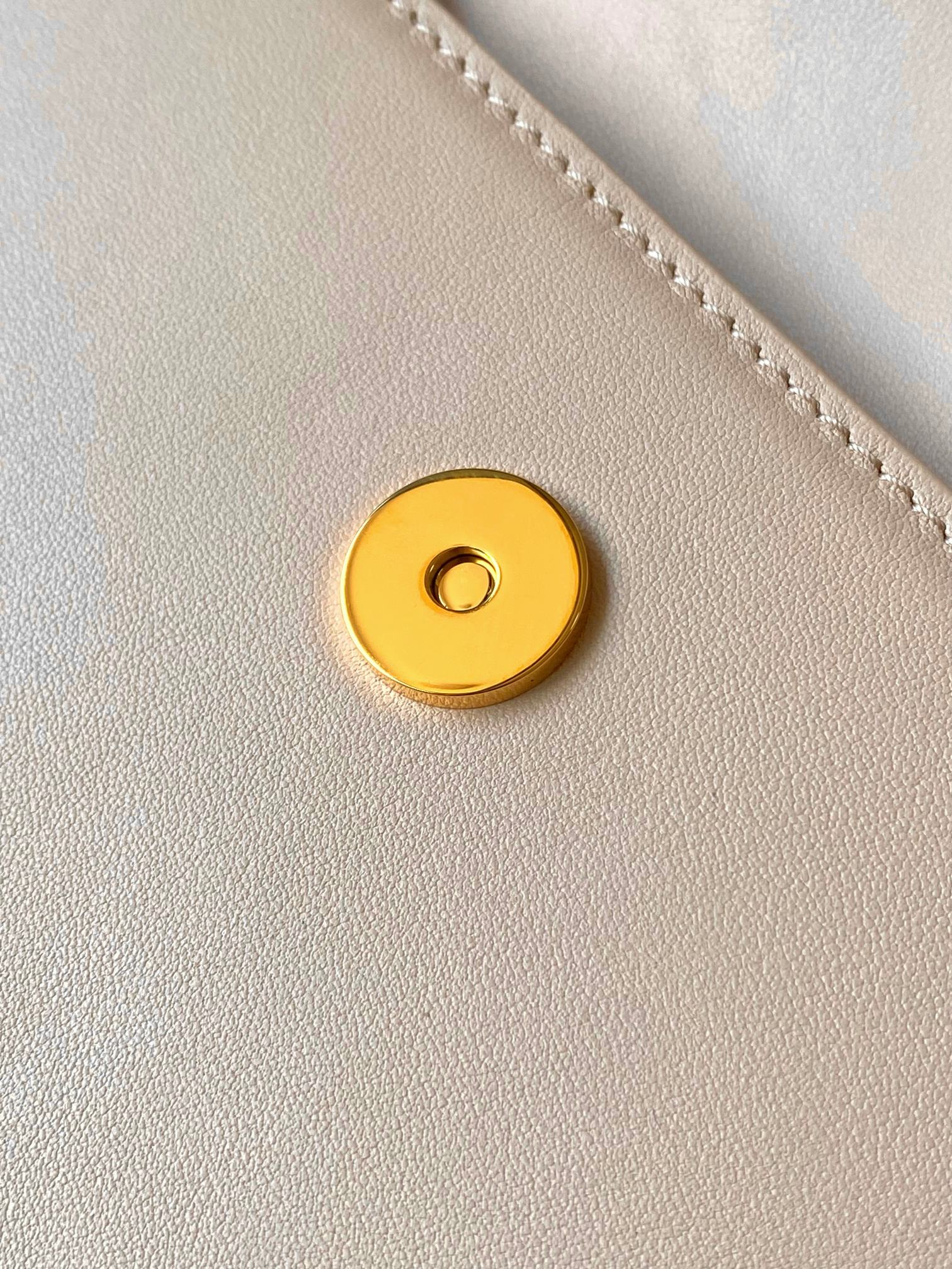 【特级MB163c芯片版原厂皮】 本款 Wallet On Chain手袋 型号：M14581粉色163C 材料：A级全