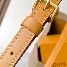 【特级MB163c芯片版原厂皮】 本款 Satchel 迷你手袋出 型号:M26805 材料:A级全钢五金,进口原厂面料 【特级MB163c芯片版原厂皮】 本款 Satchel 迷你手袋出 型号:M26805 材料:A级全钢五金,进口原厂面料