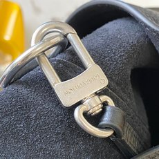 【特级MB163c芯片版原厂皮】 VERSO HOBO 手袋 型号:M27022黑色 材料:A级全钢五金,进口原厂帆布 【特级MB163c芯片版原厂皮】 VERSO HOBO 手袋 型号:M27022黑色 材料:A级全钢五金,进口原厂帆布