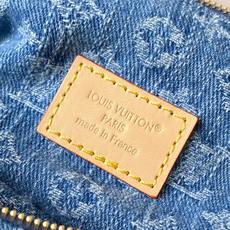 【特级MB163c芯片版原厂皮】 Pochette Accessoire Cargo 手袋 型号:M27602 材料:A 【特级MB163c芯片版原厂皮】 Pochette Accessoire Cargo 手袋 型号:M27602 材料:A