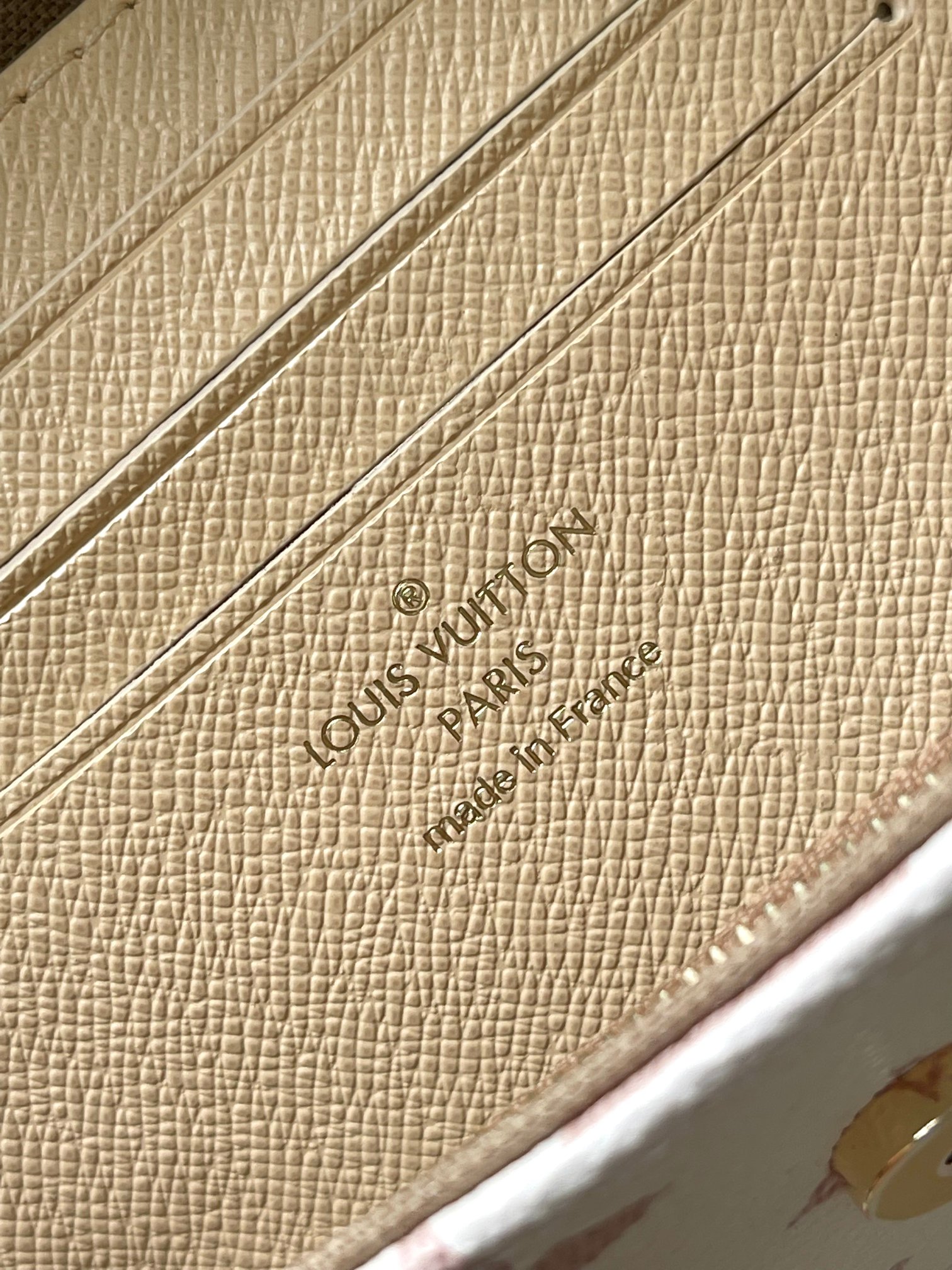 【特级MB163c01芯片版原厂皮】 Wallet On Chain Ivy 手袋取材 型号：M83091白花163c0
