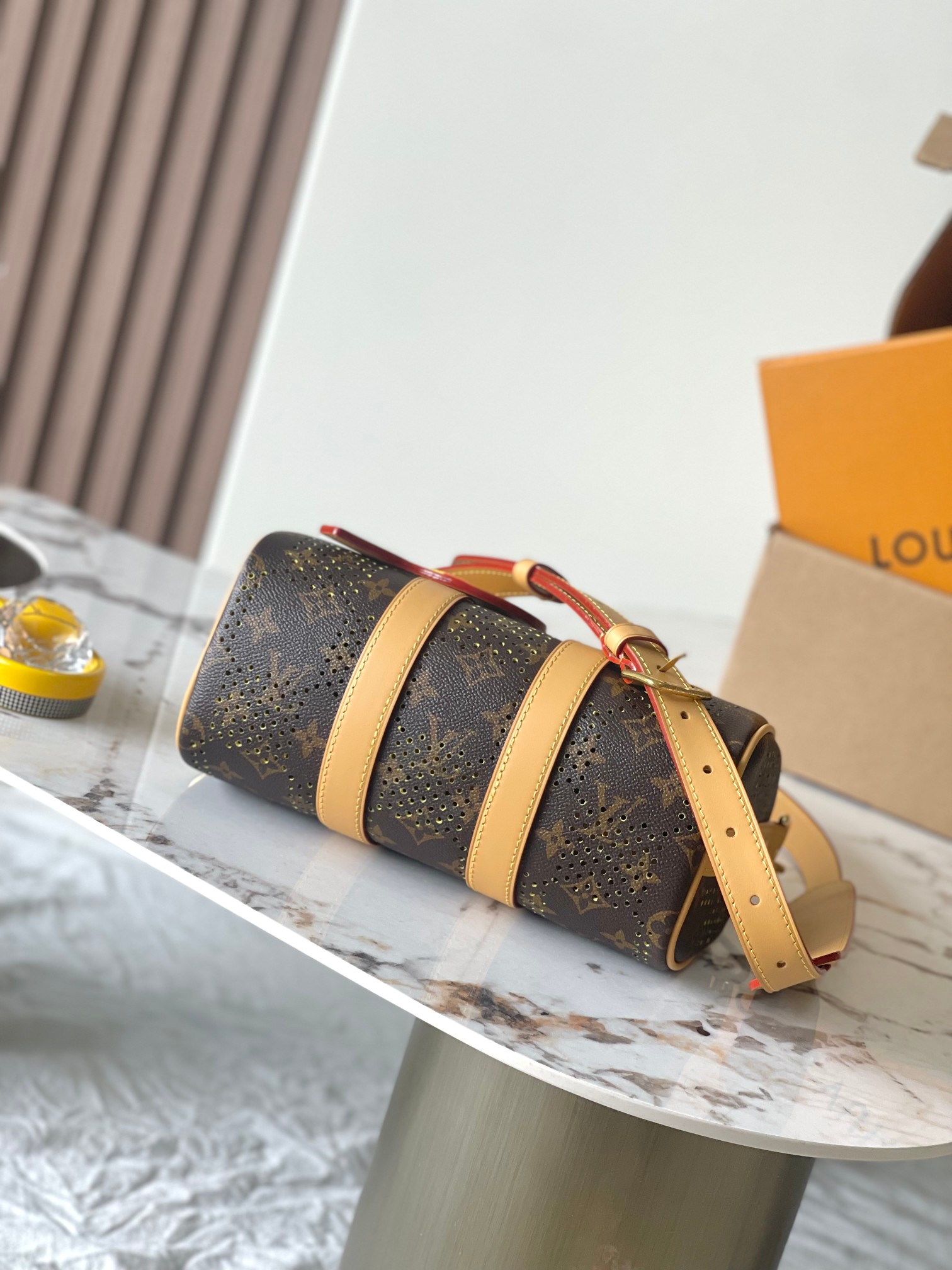 KEEPALL BANDOULIÈRE 25手袋 FLANEUR 双肩包 型号：M29296 材料：A级全钢五金，进口原