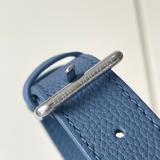KEEPALL BANDOULIÈRE 45旅行袋 型号:M29601 材料:A级全钢五金,进口原厂面料 包装:全套原厂 KEEPALL BANDOULIÈRE 45旅行袋 型号:M29601 材料:A级全钢五金,进口原厂面料 包装:全套原厂
