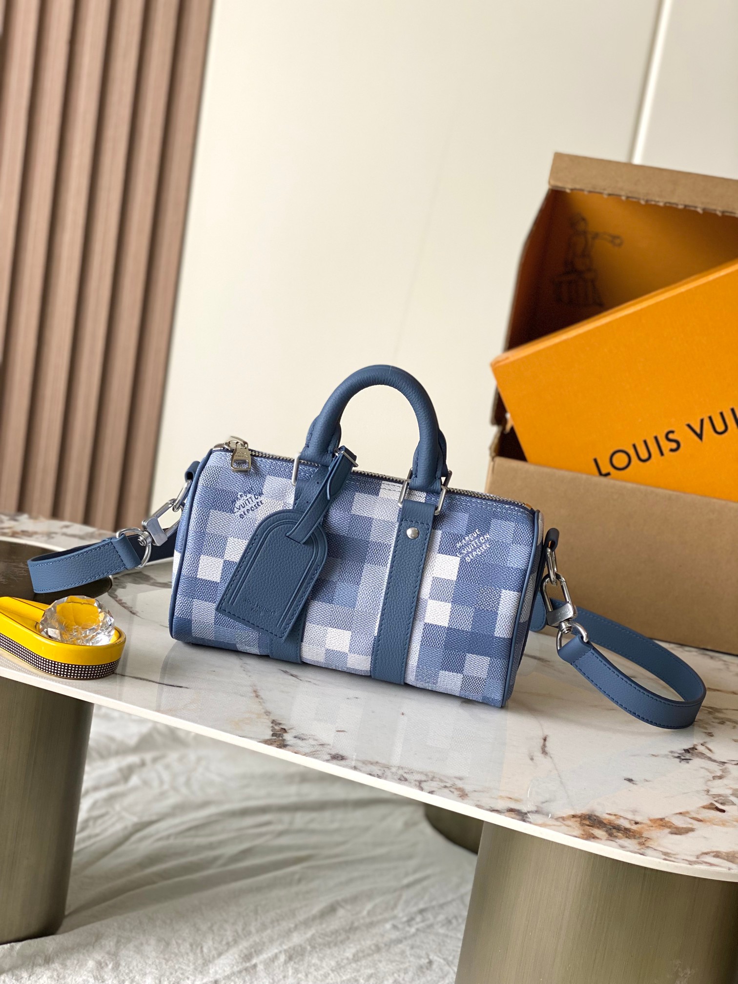 KEEPALL BANDOULIÈRE 25手袋 型号:M28600 材料:A级全钢五金,进口原厂面料 包装:全套原厂免 KEEPALL BANDOULIÈRE 25手袋 型号:M28600 材料:A级全钢五金,进口原厂面料 包装:全套原厂免