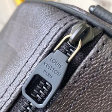 【特级MB原厂皮】 SPEEDY BANDOULIÈRE 30 手袋 款号:M28977 材料:A级全钢五金,进口原厂牛 【特级MB原厂皮】 SPEEDY BANDOULIÈRE 30 手袋 款号:M28977 材料:A级全钢五金,进口原厂牛