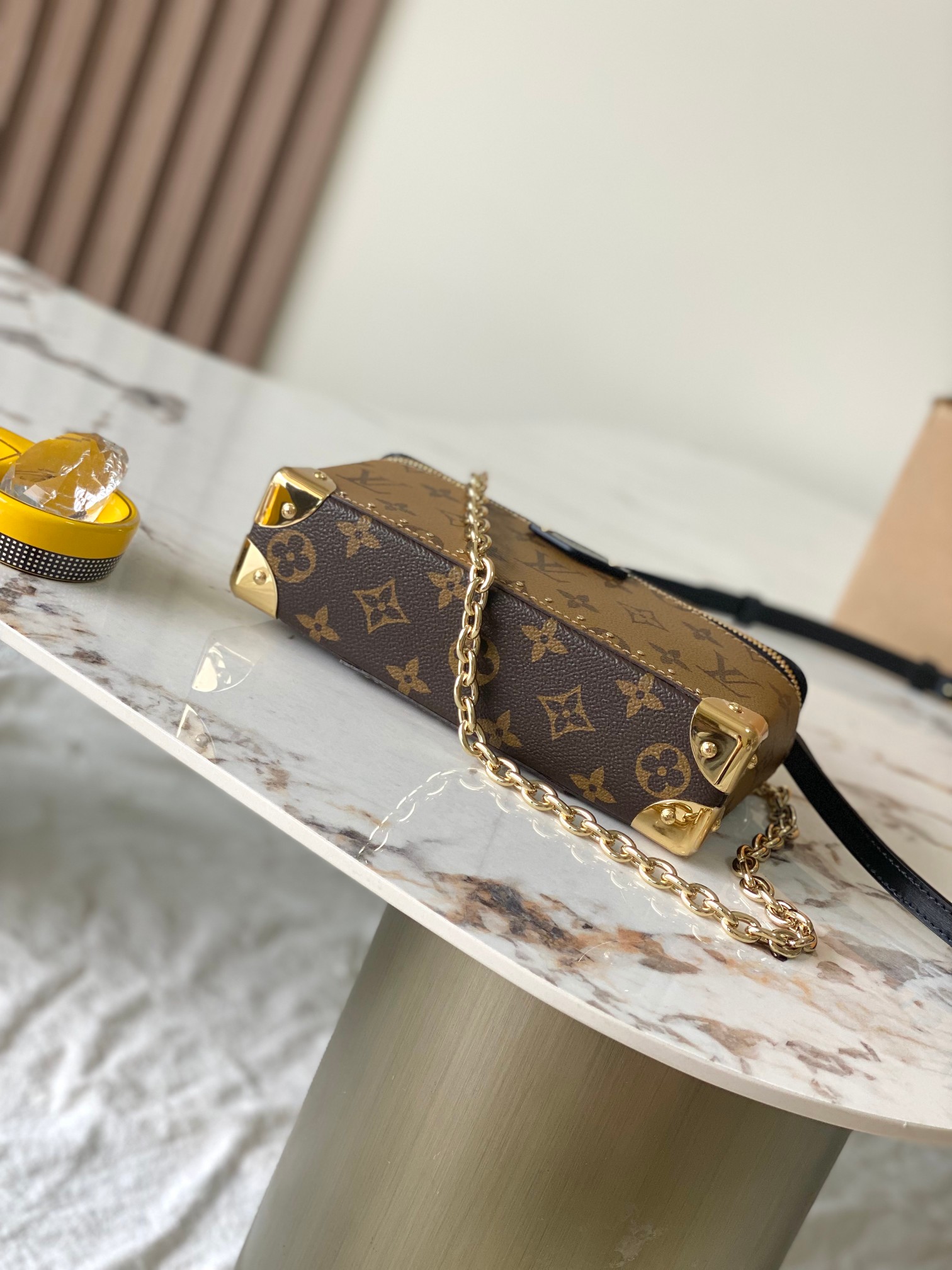 【特级MB原厂皮】 VANITY POUCH TRUNK 手袋 款号：M29548 材料：A级全钢五金，进口原厂牛皮 包