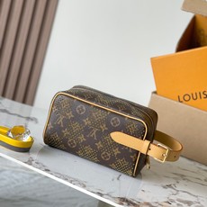 【特级MB163c01芯片版原厂皮】 LOCKER DOPP KIT 盥洗袋 款号:M29165 材料:A级全钢五金,进 【特级MB163c01芯片版原厂皮】 LOCKER DOPP KIT 盥洗袋 款号:M29165 材料:A级全钢五金,进