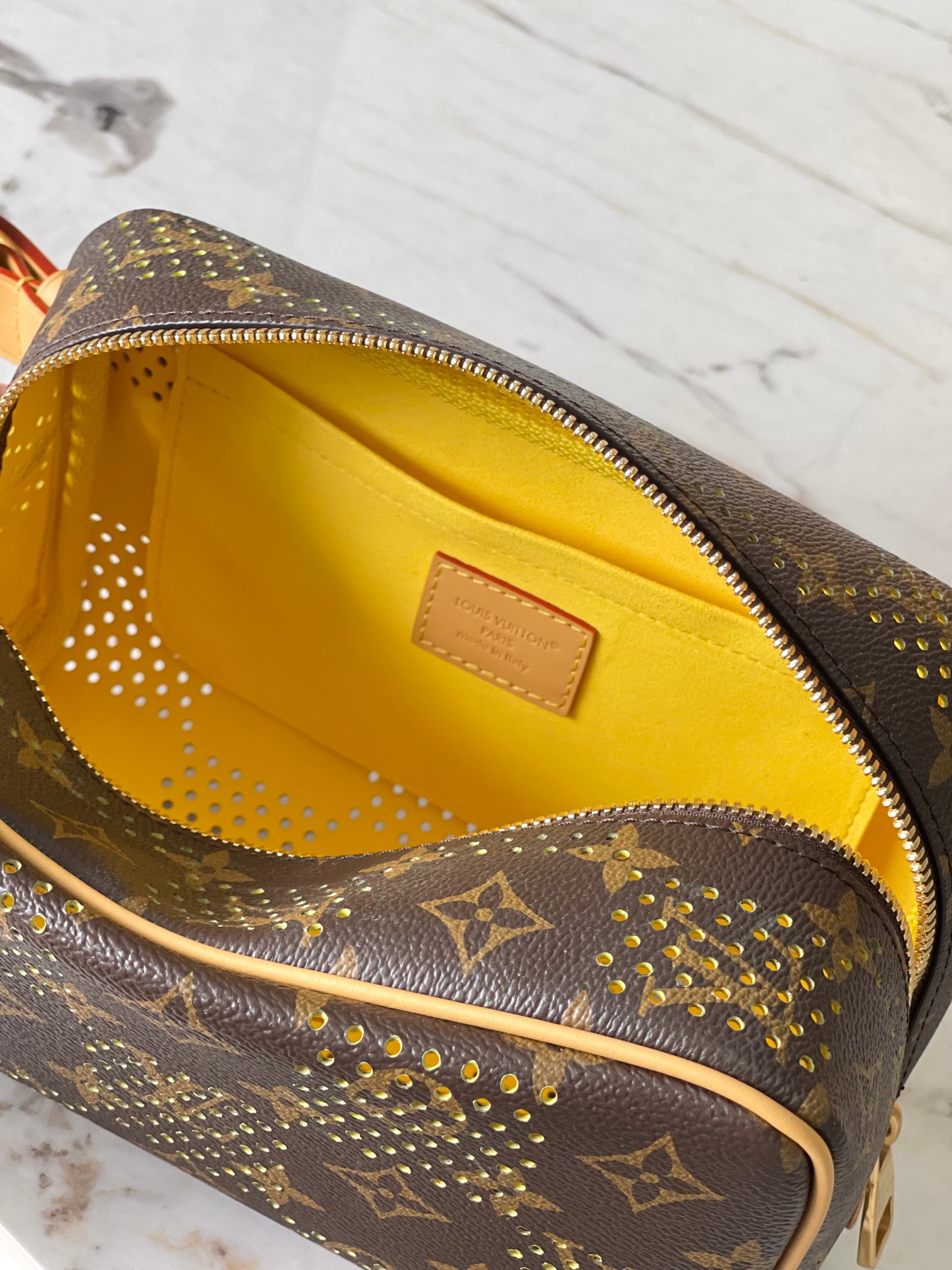 【特级MB163c01芯片版原厂皮】 LOCKER DOPP KIT 盥洗袋 款号:M29165 材料:A级全钢五金,进 【特级MB163c01芯片版原厂皮】 LOCKER DOPP KIT 盥洗袋 款号:M29165 材料:A级全钢五金,进