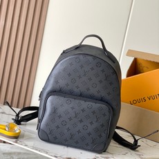 【特级MB163c芯片版原厂皮 DISCOVERY CARGO 双肩包 款号:M26765 材料:A级全钢五金,进口原厂 【特级MB163c芯片版原厂皮 DISCOVERY CARGO 双肩包 款号:M26765 材料:A级全钢五金,进口原厂