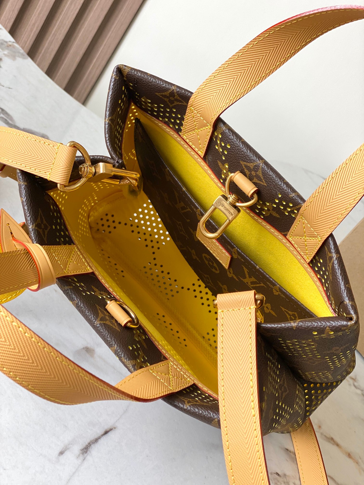 【特级MB163c芯片版原厂皮 MINI SHOPPER TOTE 手袋 款号：M29304 材料：A级全钢五金，进口原