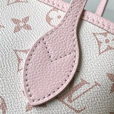 【特级MB芯片版原厂皮】 Neverfull Bandouliere Inside Out BB 手袋本季演绎经典设计 【特级MB芯片版原厂皮】 Neverfull Bandouliere Inside Out BB 手袋本季演绎经典设计