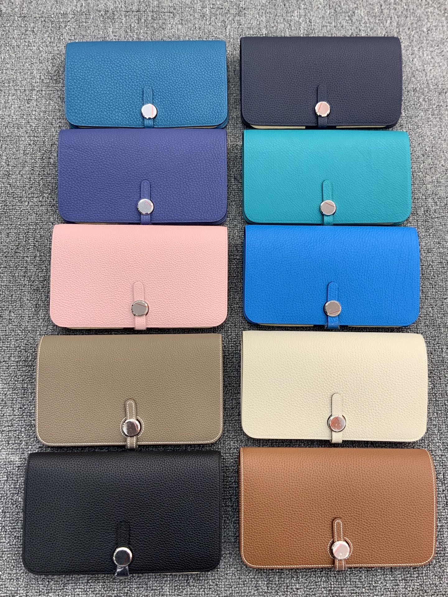 NO:894830,Full leather hand-stitched wax thread passport bag shipped, steel hardware, ready stock, H wallet, wallets19860909全皮手缝蜡线护照包出货了,钢五金,现货,H 钱包,wallets,欧美剧