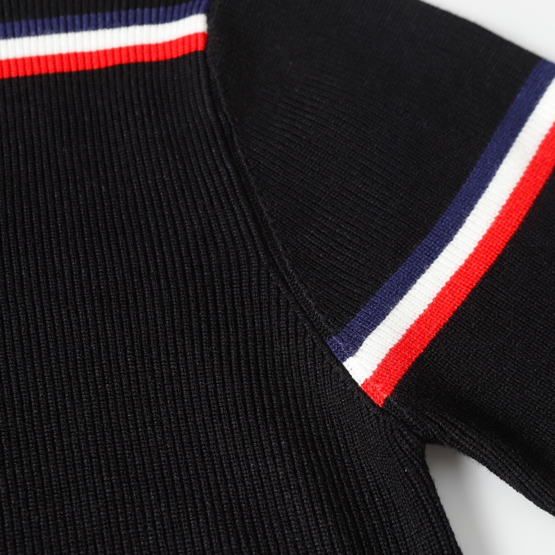 Moncler 23-SS Long-Sleeve Sweater: Features, Colors, and Sizing Options - 图片 4