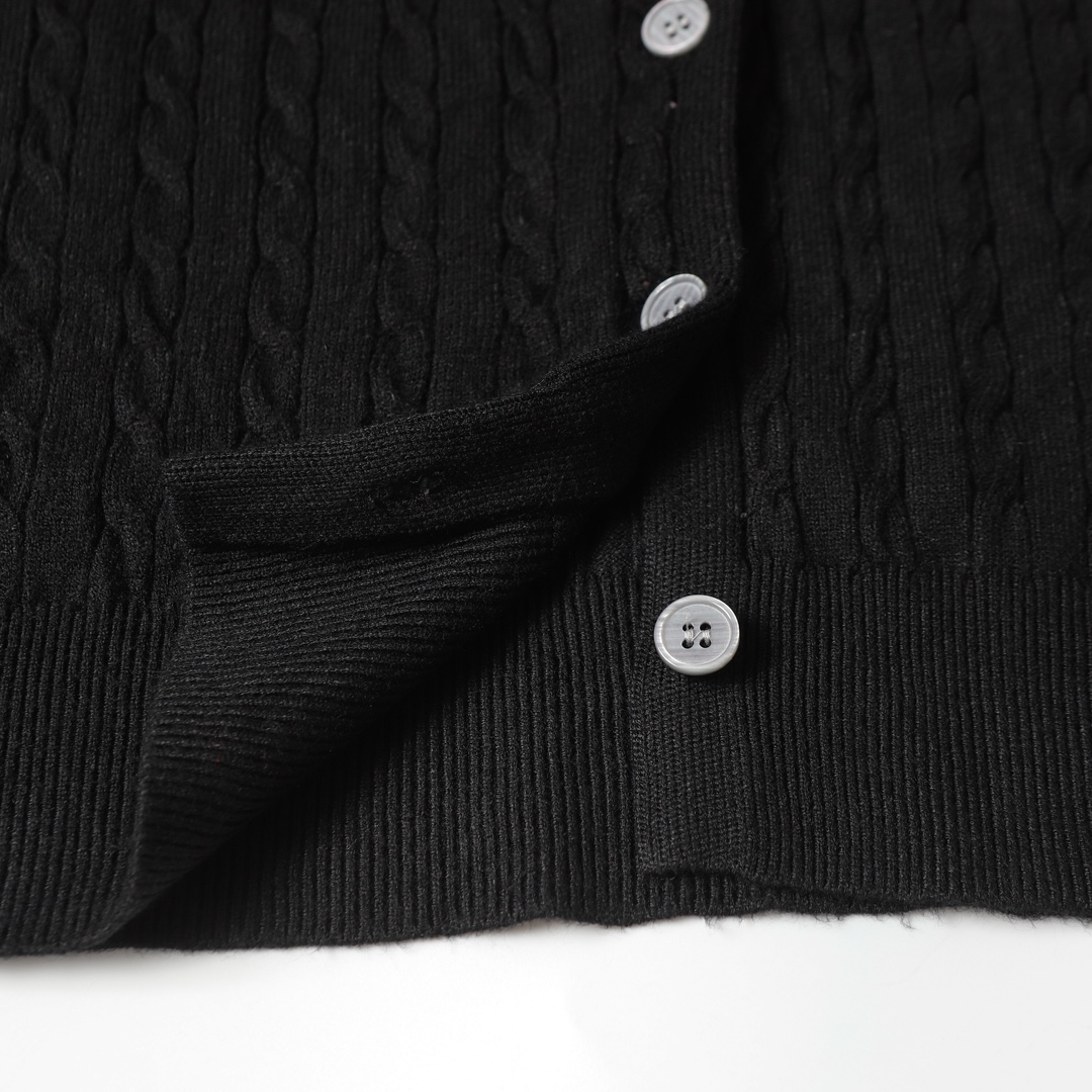 Ralph Lauren Embroidered Sweater Coat: Classic Style in Various Colors and Sizes - 图片 6