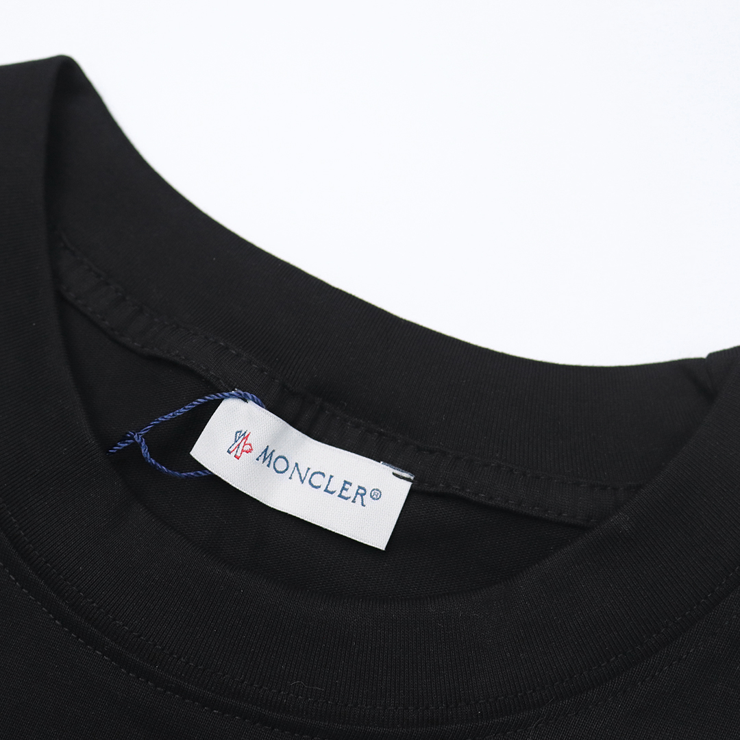 Moncler/Monkey 2025 Collection: Custom Cotton Short Sleeve Shirts in Black and White - 图片 5