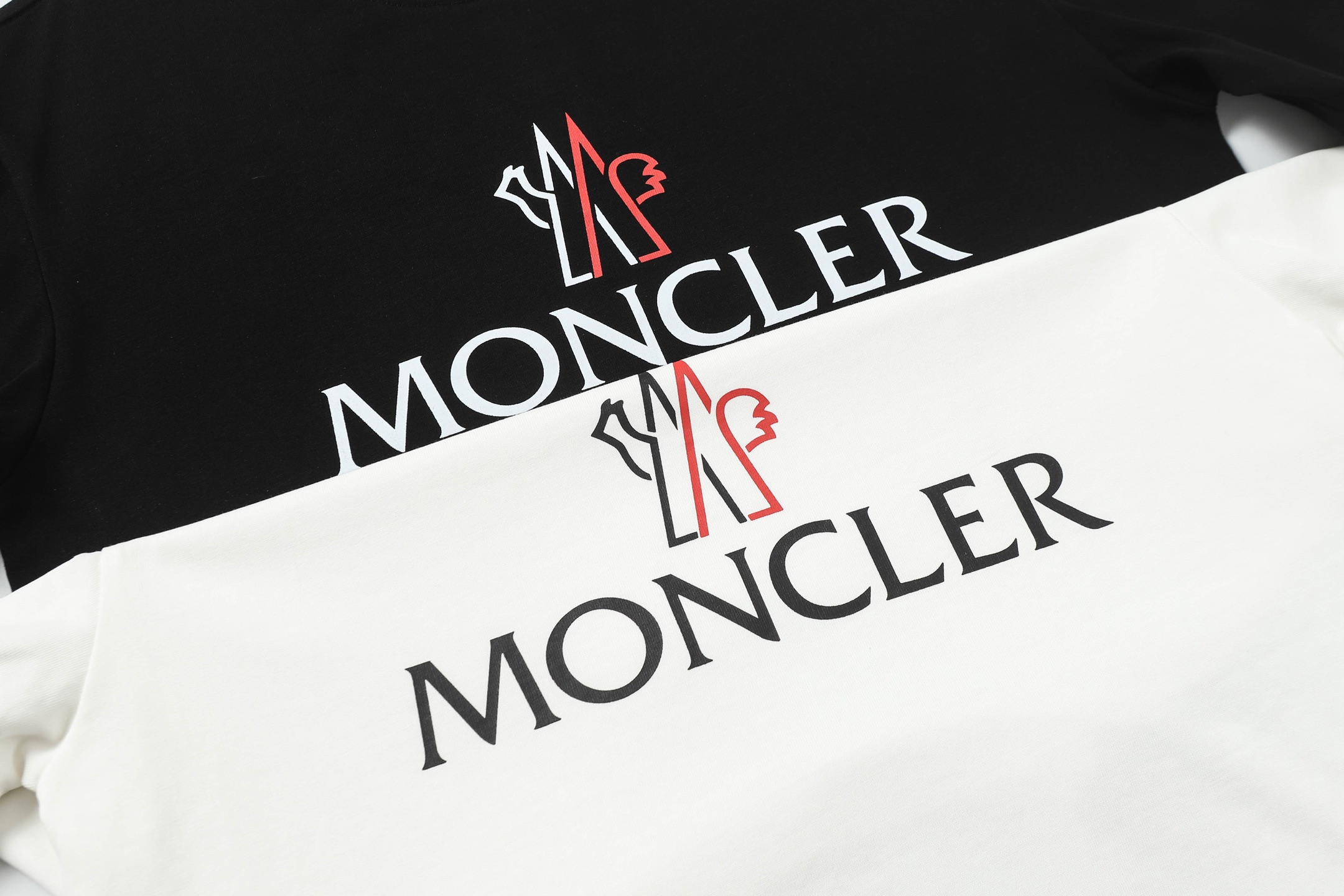 Moncler 2025 Collection: Unisex Cotton Shirts with Custom Details - 图片 6