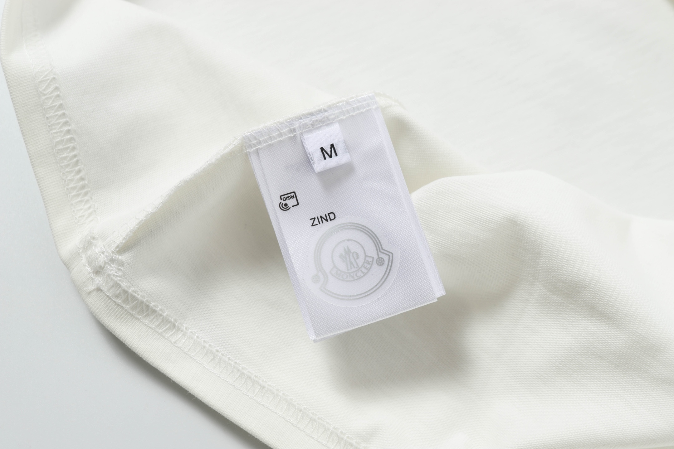 Moncler/Monkey 2025 Collection: Custom Cotton Shirts for Men and Women - 图片 9