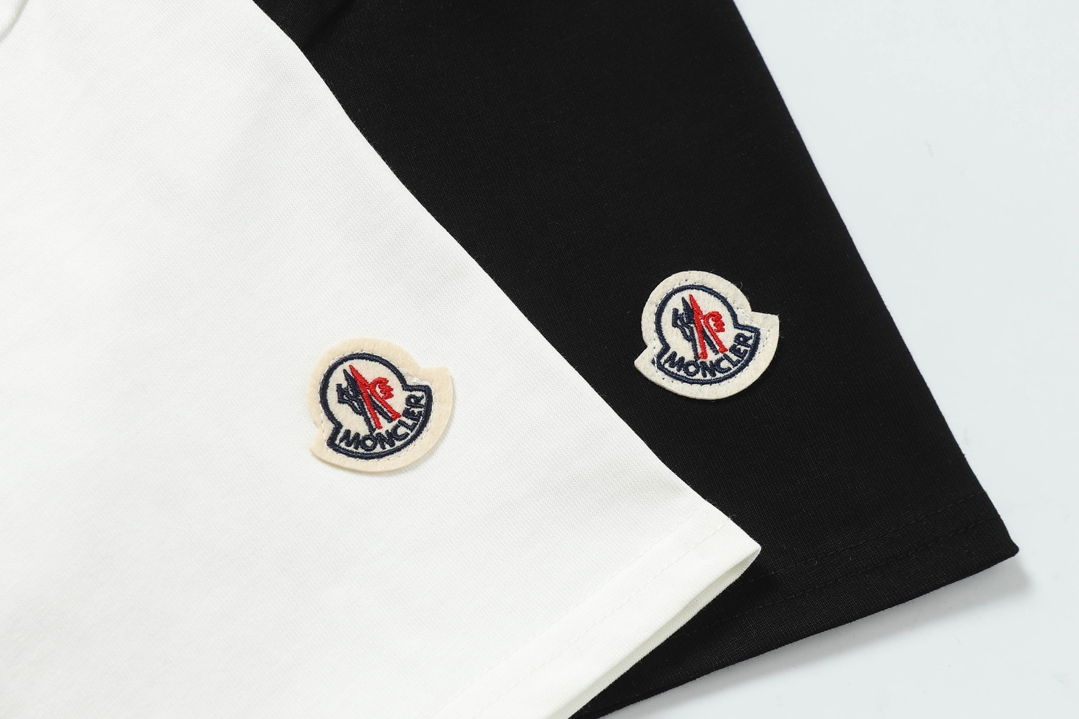 Moncler/Monkey 2025 Collection: Custom Cotton Shirts for Men and Women - 图片 7