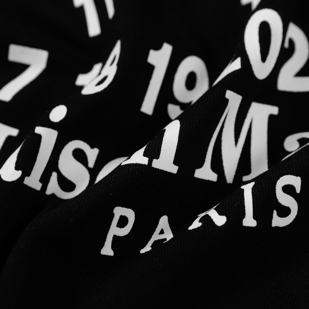 Fashion Pioneer: Maison Margiela Photocopy Short Sleeve, Luxurious Quality and Unique Style - 图片 8