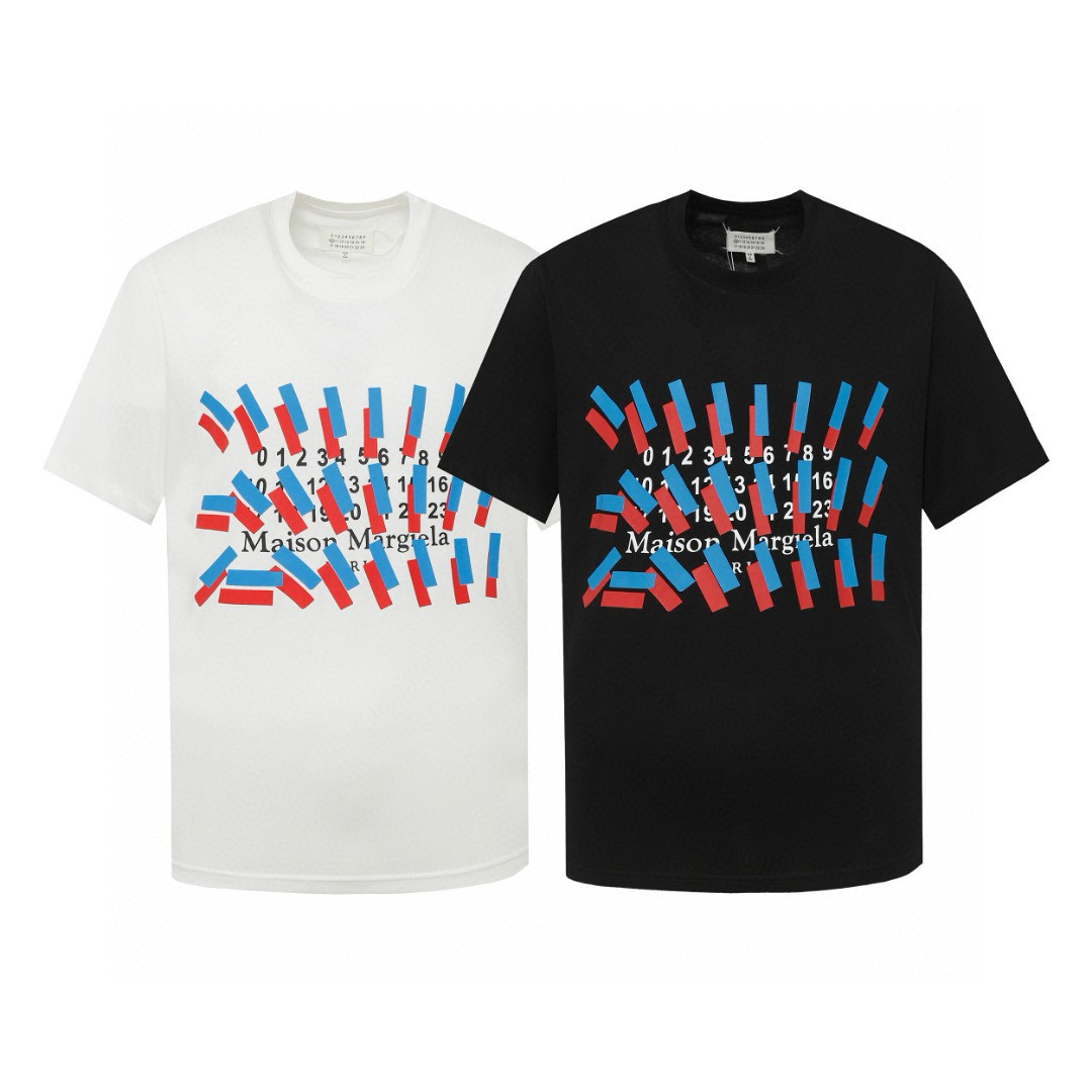 💰65 款号:006
时尚先锋必备!Maison Margiela 马吉拉联名重影印花短袖震撼登场!
这款短袖采用 230g 双纱爽滑棉面料,双纱质感与爽滑手感的完美融合,带来重磅舒适的穿着体验。每一个细节都精心还原原版,一比一的精准呈现,让您拥有原汁原味的时尚品味。
不仅如此,这款短袖还附带原版包装贴码纸,彰显品牌的奢华与品质。穿上它,您将成为时尚界的焦点,展现独特的个性魅力。
不要错过这个与时尚界巨擘联名的机会,立即将 Maison Margiela 马吉拉联名重影印花短袖加入您的衣橱,成为潮流的引领者!带原版包装贴码纸
码数:S M L XL
颜色:黑色 白色