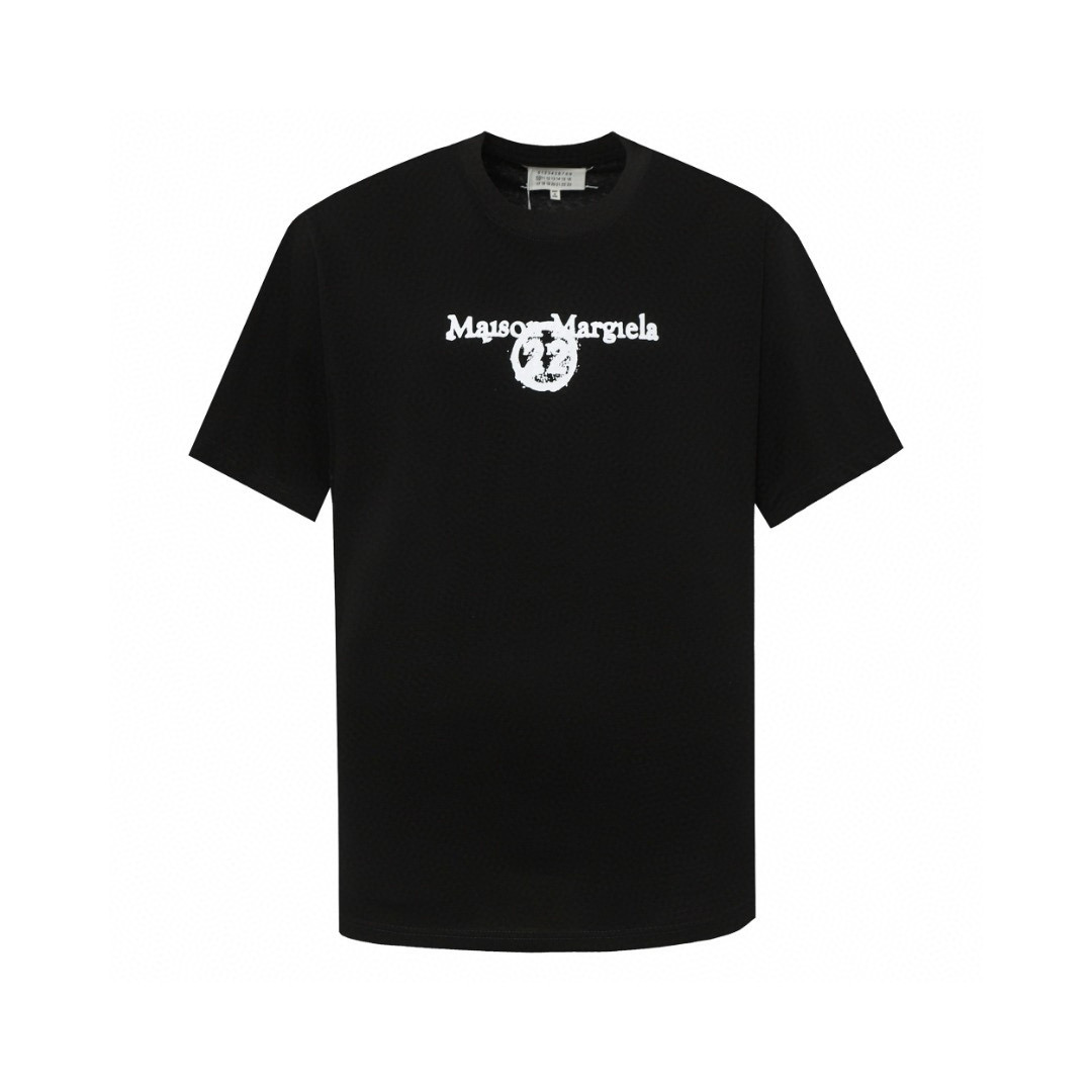 Fashion Pioneer: Maison Margiela’s Luxurious Photocopy Short Sleeve – A Trendsetter’s Essential - 图片 3