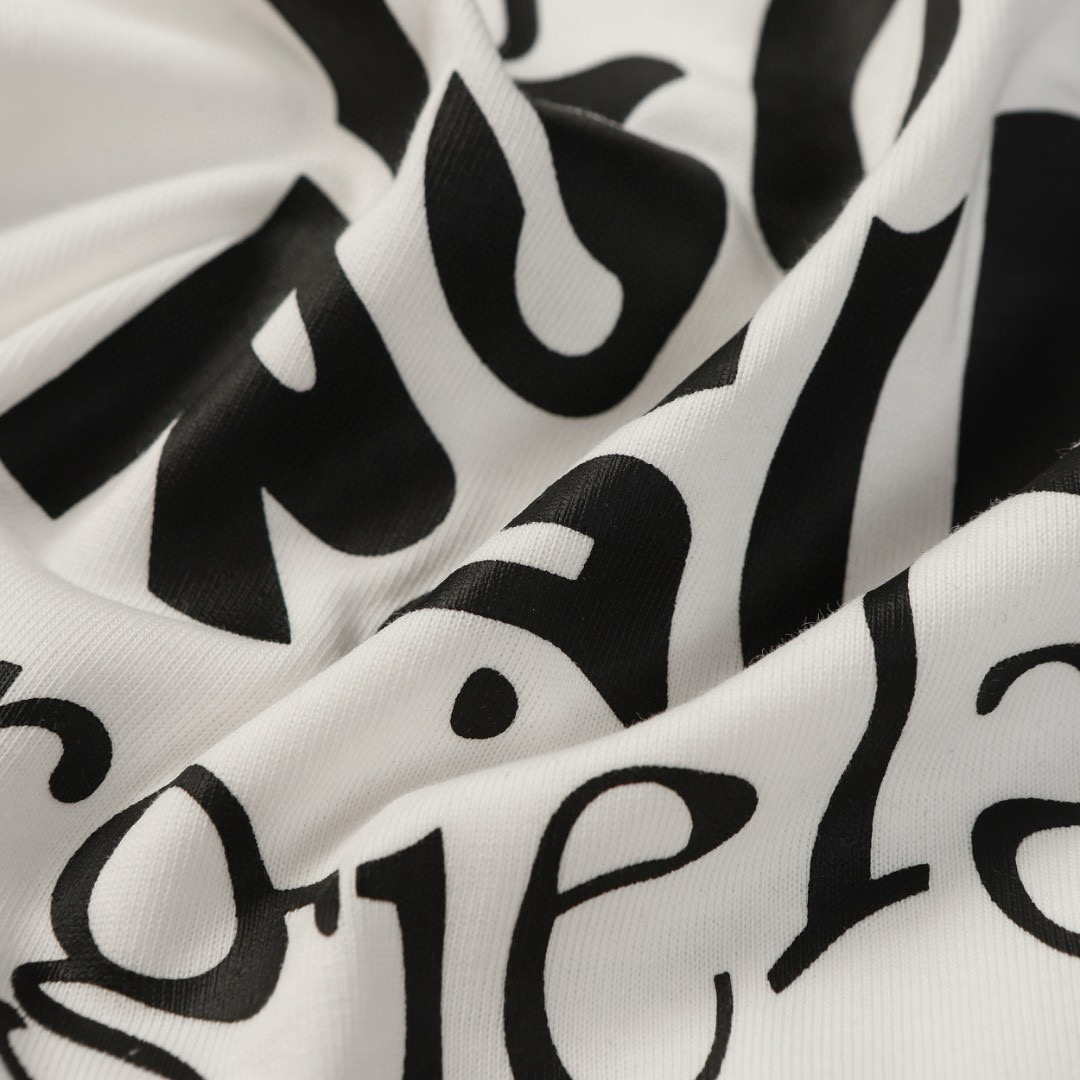 Maison Margiela Margilla Photocopy Short Sleeve: Fashion Pioneer in Tweaked Cotton Fabric - 图片 6