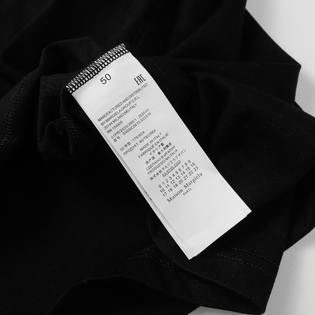 Fashion Pioneer: Maison Margiela Margilla’s Photocopy Short Sleeve – Luxurious Comfort and Style - 图片 9