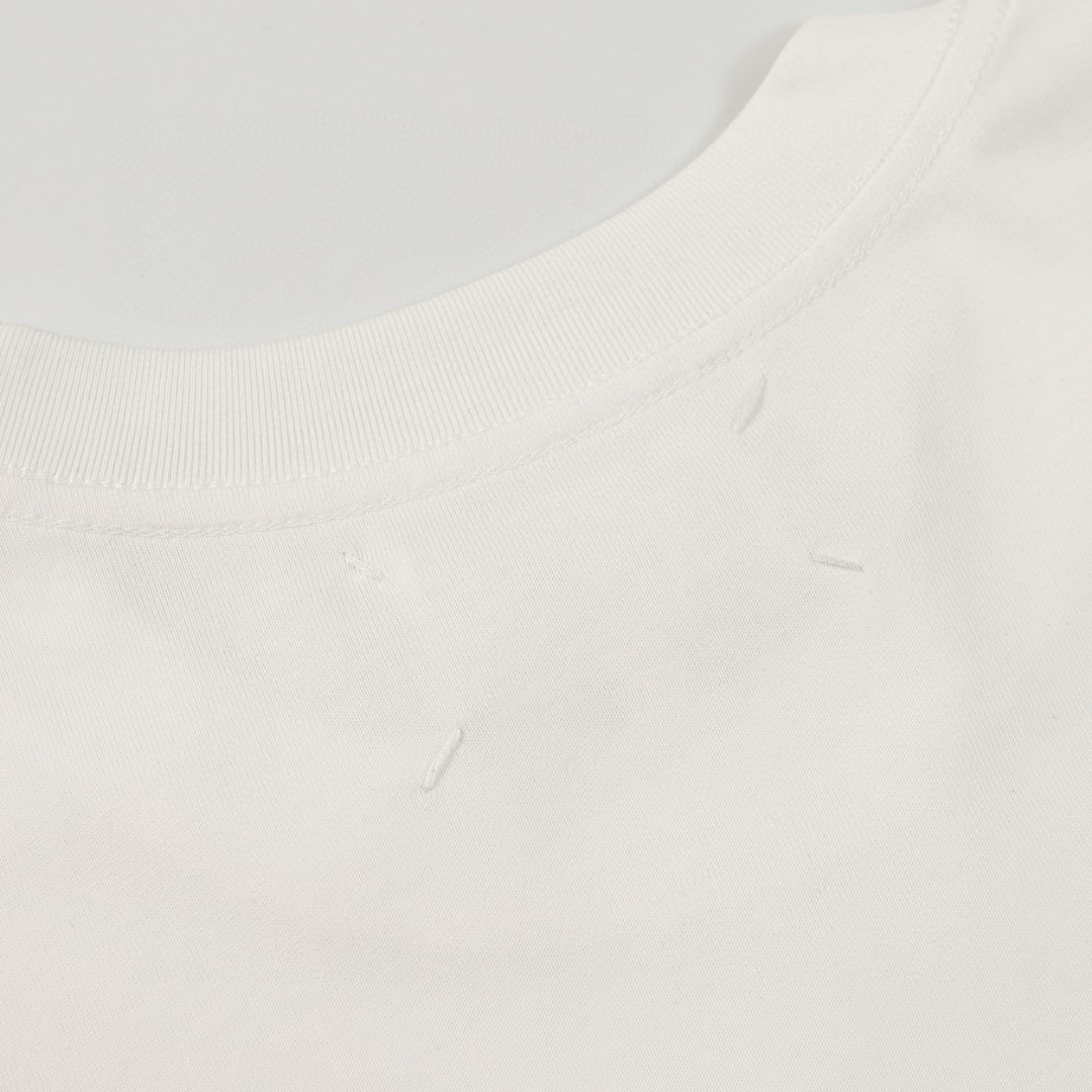 Fashion Pioneer: Maison Margiela Margilla Short Sleeve – Luxury Comfort and Style - 图片 8