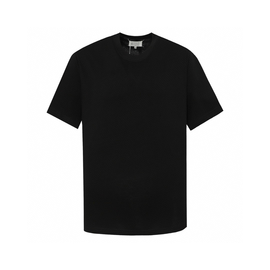 Fashion Pioneer: Maison Margiela Short Sleeve, Luxurious Comfort in 230g Cotton Fabric