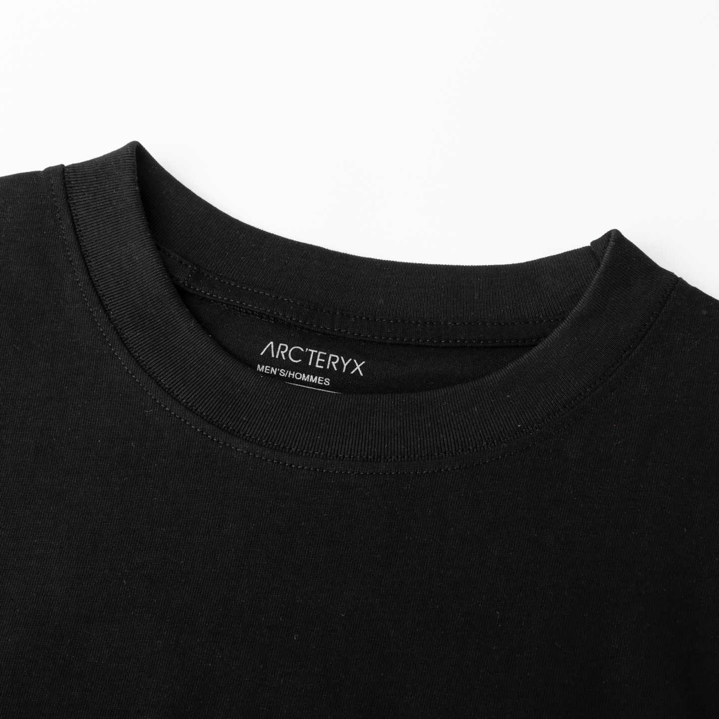 High-End Women’s Suit with Arcteryx T-Shirt Packaging: Lavender Threads, Original Sticker - 图片 5