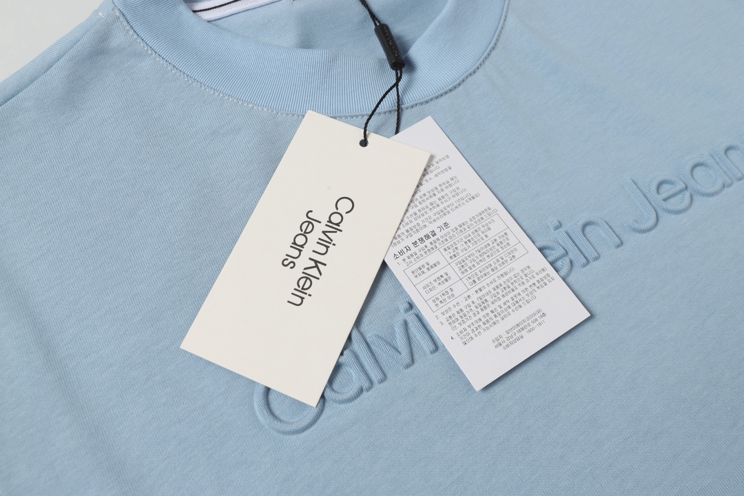 Calvin Klein CK Classic Flower-Pressed T-Shirts Review: Delicate, Soft, Perfect Fit - 图片 5