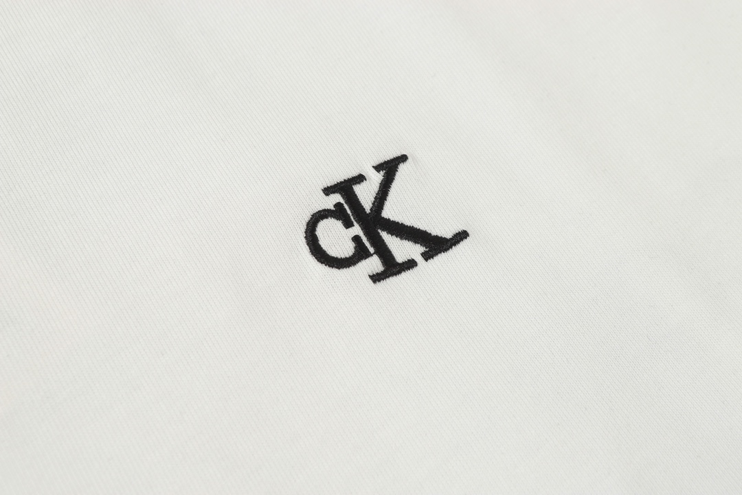 Calvin Klein CK 24ss Summer Round T-Shirts: Stylish, Soft, Perfect Delivery - 图片 6
