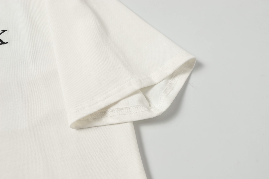 Calvin Klein CK 24ss Summer Round T-Shirts: Stylish, Soft, Perfect Delivery - 图片 9