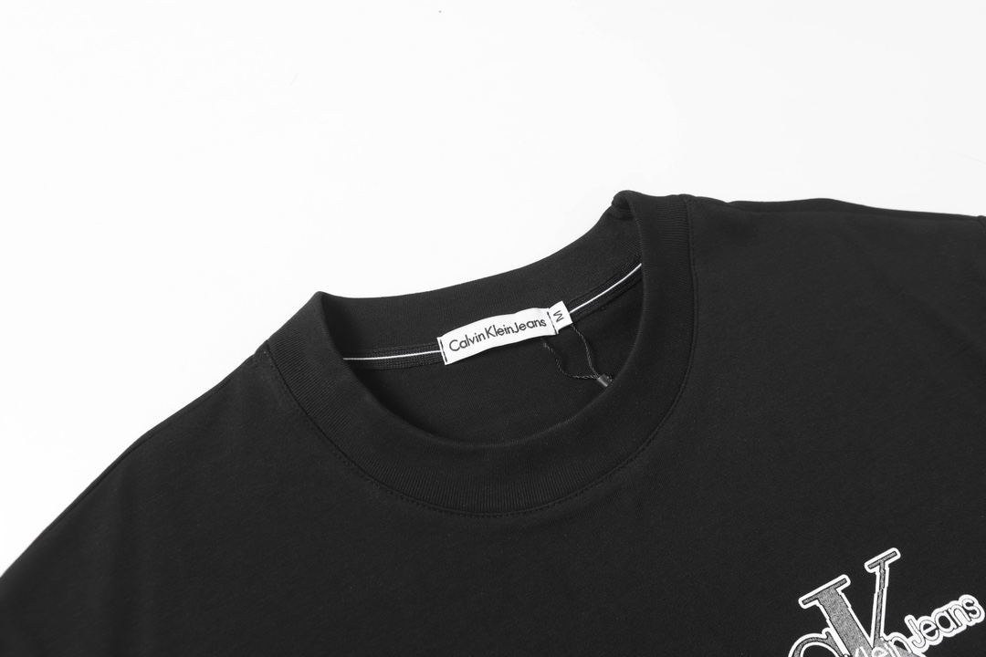 Calvin Klein CK Classic Short-Sleeve T-Shirts: Soft, Comfortable, and Stylish - 图片 4