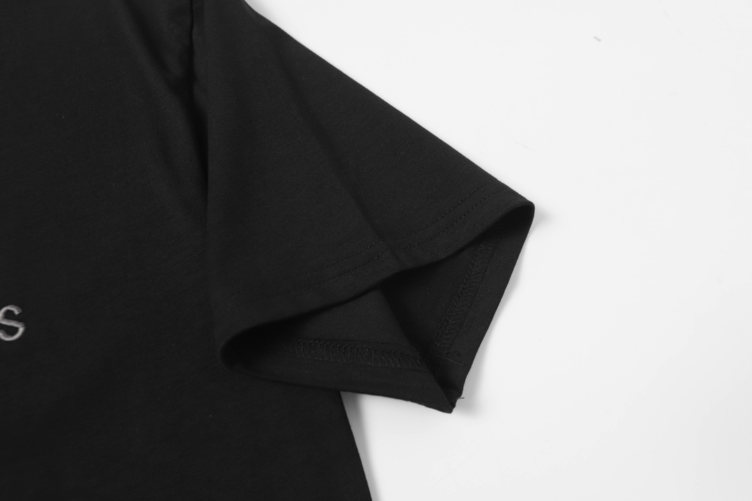 Calvin Klein CK Leisure T-shirts: Quality and Comfort in Fashion for 50 Years - 图片 8