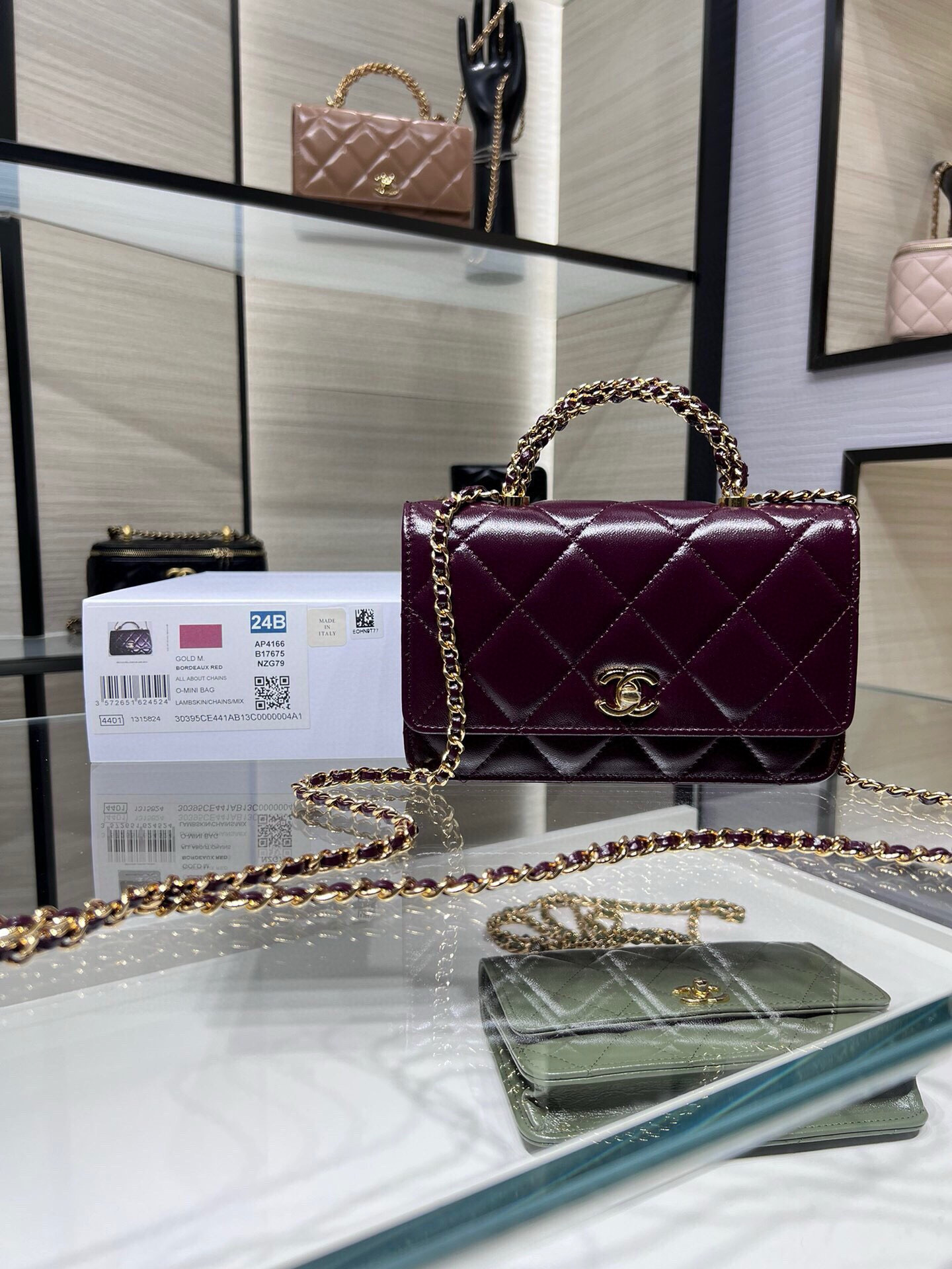 NO:617899,Authentic grade Ohanel 24B latest model rotating handle chain WOC oil wax leather AY size 19cm, CHANEL, chanel19860909正品级 Ohanel 24B 最新款 旋转手柄 链条 WOC 油腊皮 AY 尺寸19cm,CHANEL,chanel,Bag