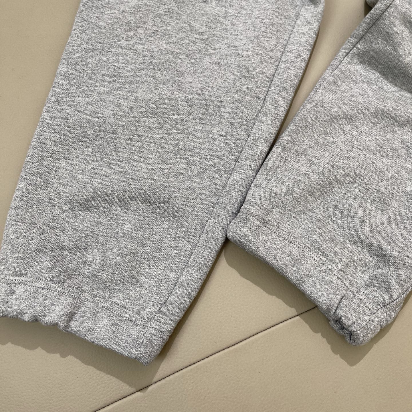 Burberry Cotton Blend Joggers Elastic Waistband Comfortable Everyday Wear 8 i1741709931984 2315 0 6