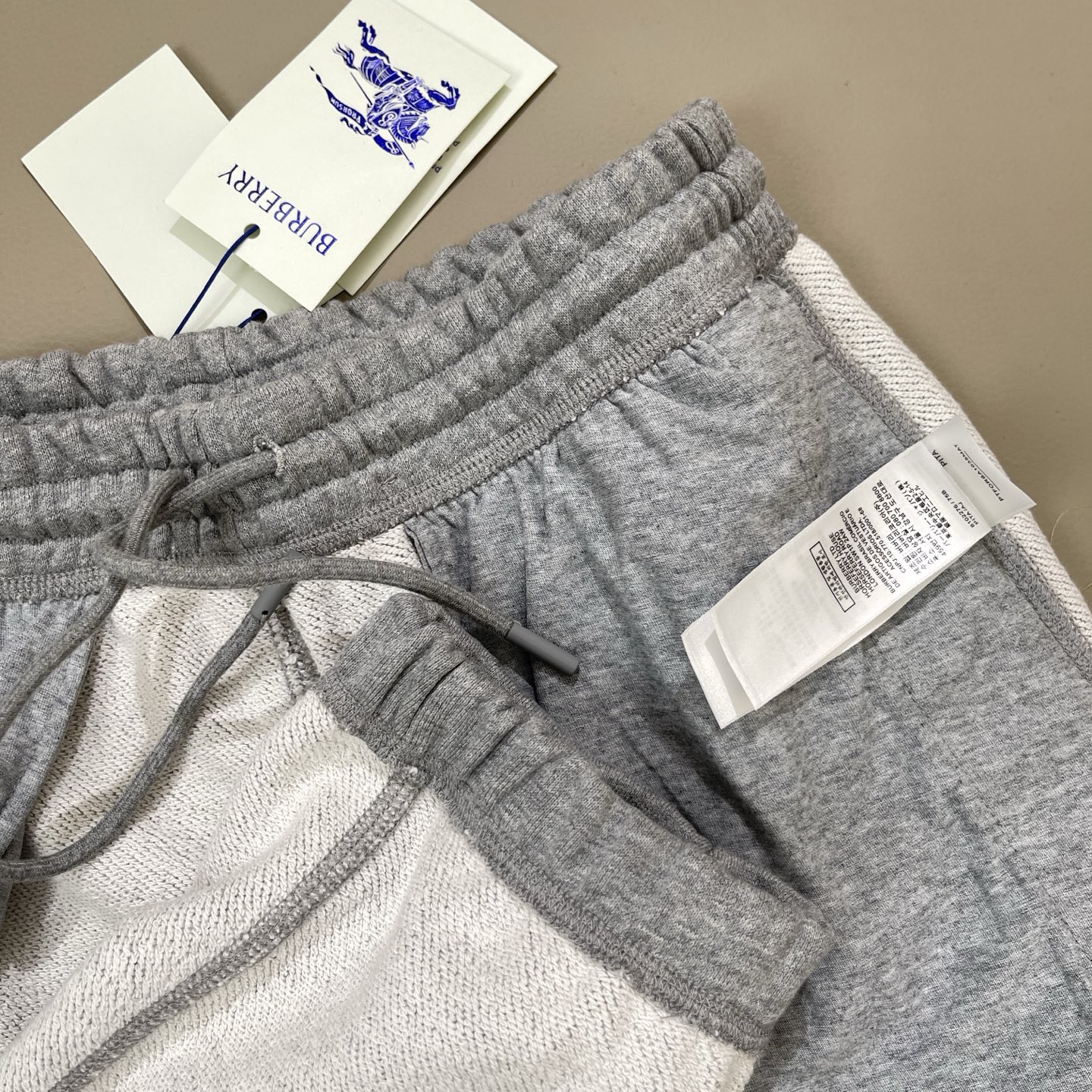 Burberry Cotton Blend Joggers Elastic Waistband Comfortable Everyday Wear 9 i1741709932141 3984 0 7
