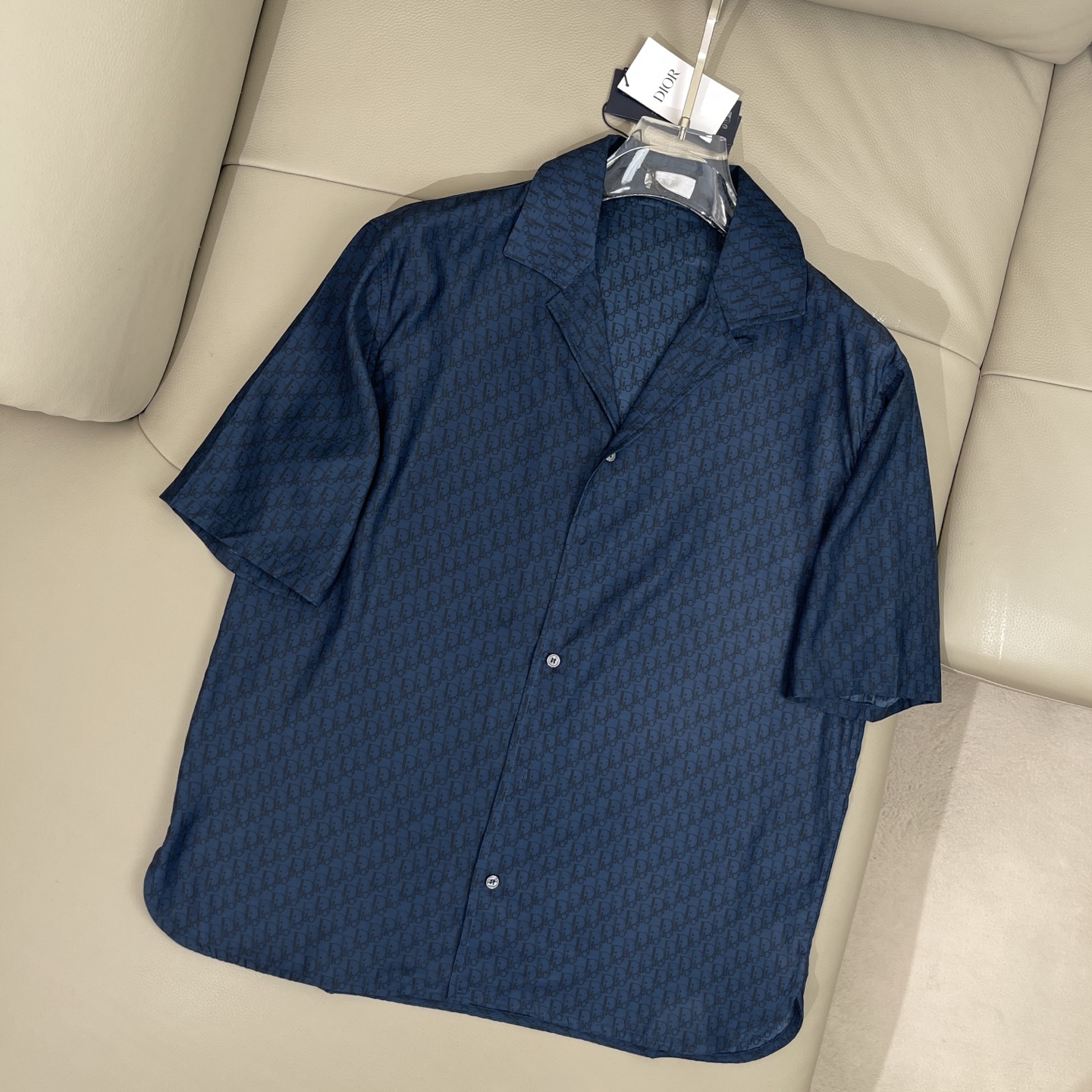 Dior Oblique Logo Silk Shirt - Short Sleeve, Relaxed Fit 4 i1747385613677 675 0 0