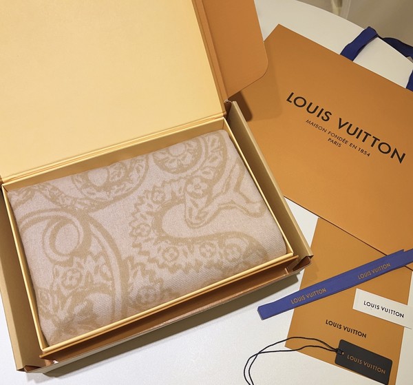 Louis Vuitton Scarf Cashmere M79543190