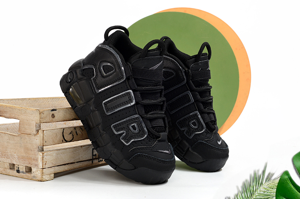 图片[3]-Nike/耐克 童鞋 原楦原档案开发版型，采用同源一致牛剖革鞋面材质，市面最为修正全掌真气垫模具,清洁品控区别市面其他版本!!，可视全掌透明中底气垫❗复古百搭配色,耐克Nike Air More Uptempo\”96\”Photon Dust/Metallic Silver\”皮蓬一代系列经典高街百搭休闲运动文化篮球鞋 尺码：25 26 27 28 29 30 31 32 33 34 35 36 37-选品中心