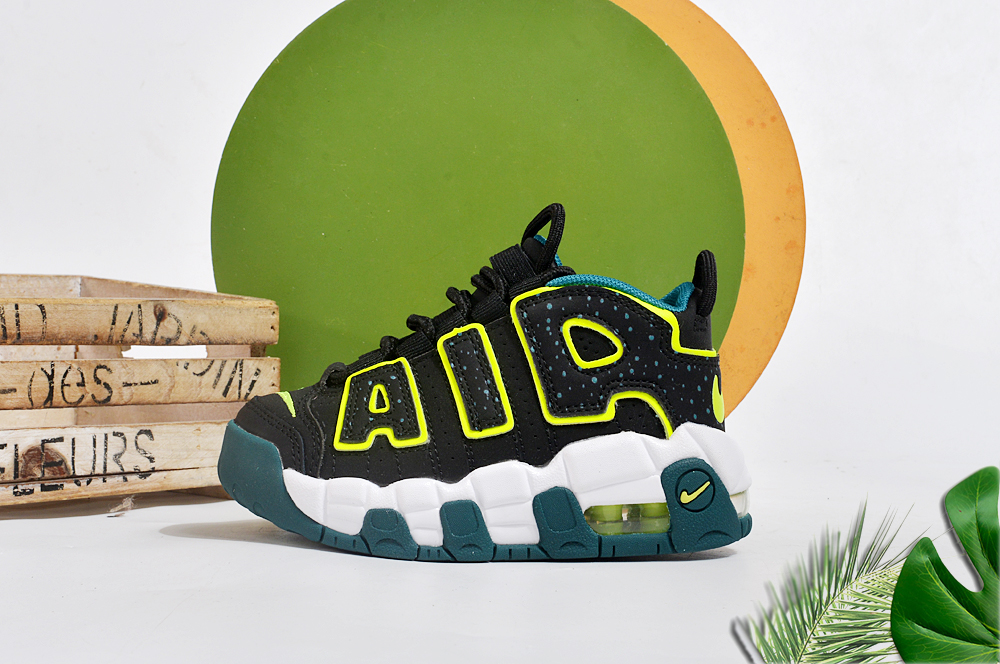 图片[5]-Nike/耐克 童鞋 原楦原档案开发版型，采用同源一致牛剖革鞋面材质，市面最为修正全掌真气垫模具,清洁品控区别市面其他版本!!，可视全掌透明中底气垫❗复古百搭配色,耐克Nike Air More Uptempo\”96\”Photon Dust/Metallic Silver\”皮蓬一代系列经典高街百搭休闲运动文化篮球鞋 尺码：25 26 27 28 29 30 31 32 33 34 35 36 37-选品中心