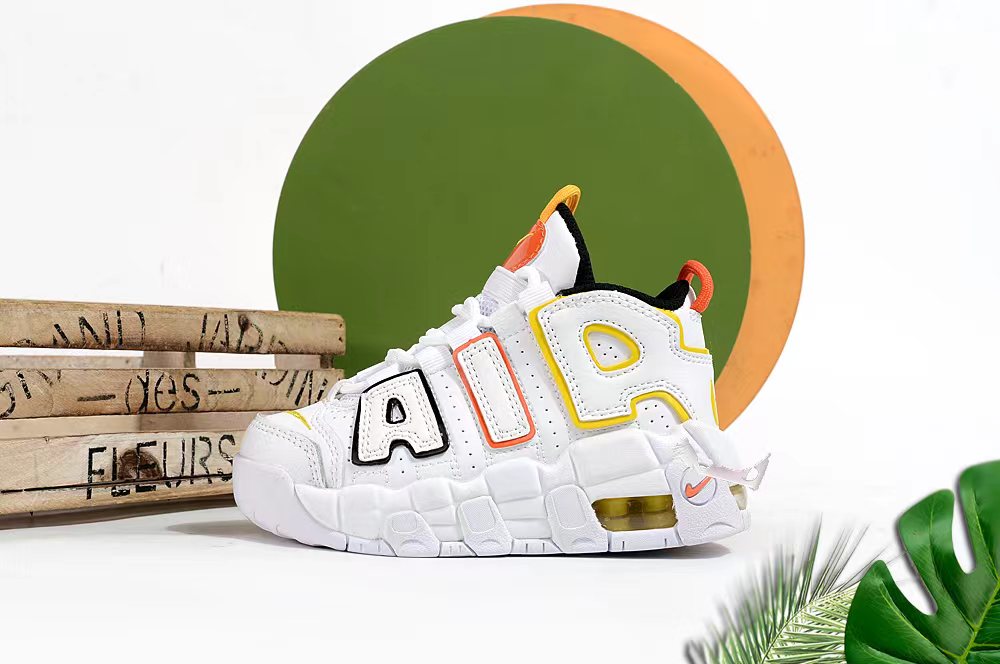 图片[3]-Nike/耐克 童鞋 原楦原档案开发版型，采用同源一致牛剖革鞋面材质，市面最为修正全掌真气垫模具,清洁品控区别市面其他版本!!，可视全掌透明中底气垫❗复古百搭配色,耐克Nike Air More Uptempo\”96\”Photon Dust/Metallic Silver\”皮蓬一代系列经典高街百搭休闲运动文化篮球鞋 尺码：25 26 27 28 29 30 31 32 33 34 35 36 37-选品中心