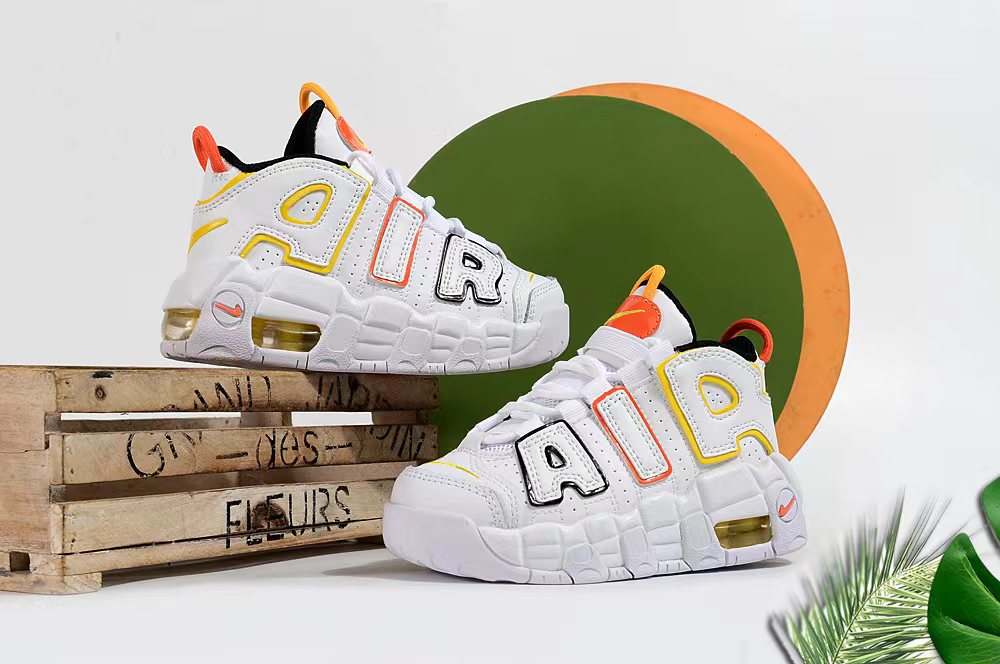 图片[5]-Nike/耐克 童鞋 原楦原档案开发版型，采用同源一致牛剖革鞋面材质，市面最为修正全掌真气垫模具,清洁品控区别市面其他版本!!，可视全掌透明中底气垫❗复古百搭配色,耐克Nike Air More Uptempo\”96\”Photon Dust/Metallic Silver\”皮蓬一代系列经典高街百搭休闲运动文化篮球鞋 尺码：25 26 27 28 29 30 31 32 33 34 35 36 37-选品中心