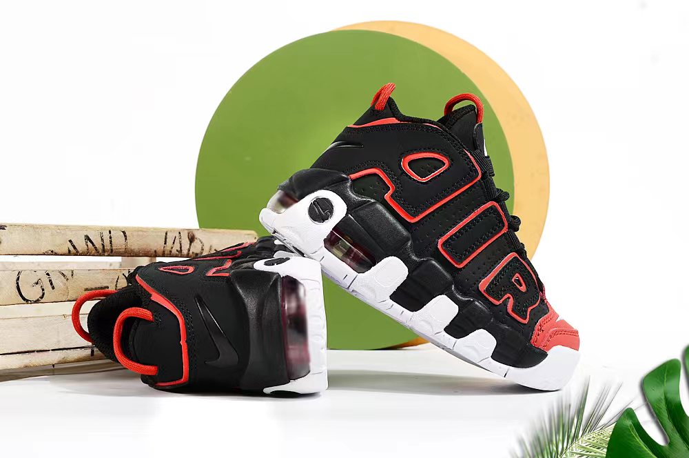 图片[6]-Nike/耐克 童鞋 原楦原档案开发版型，采用同源一致牛剖革鞋面材质，市面最为修正全掌真气垫模具,清洁品控区别市面其他版本!!，可视全掌透明中底气垫❗复古百搭配色,耐克Nike Air More Uptempo\”96\”Photon Dust/Metallic Silver\”皮蓬一代系列经典高街百搭休闲运动文化篮球鞋 尺码：25 26 27 28 29 30 31 32 33 34 35 36 37-选品中心