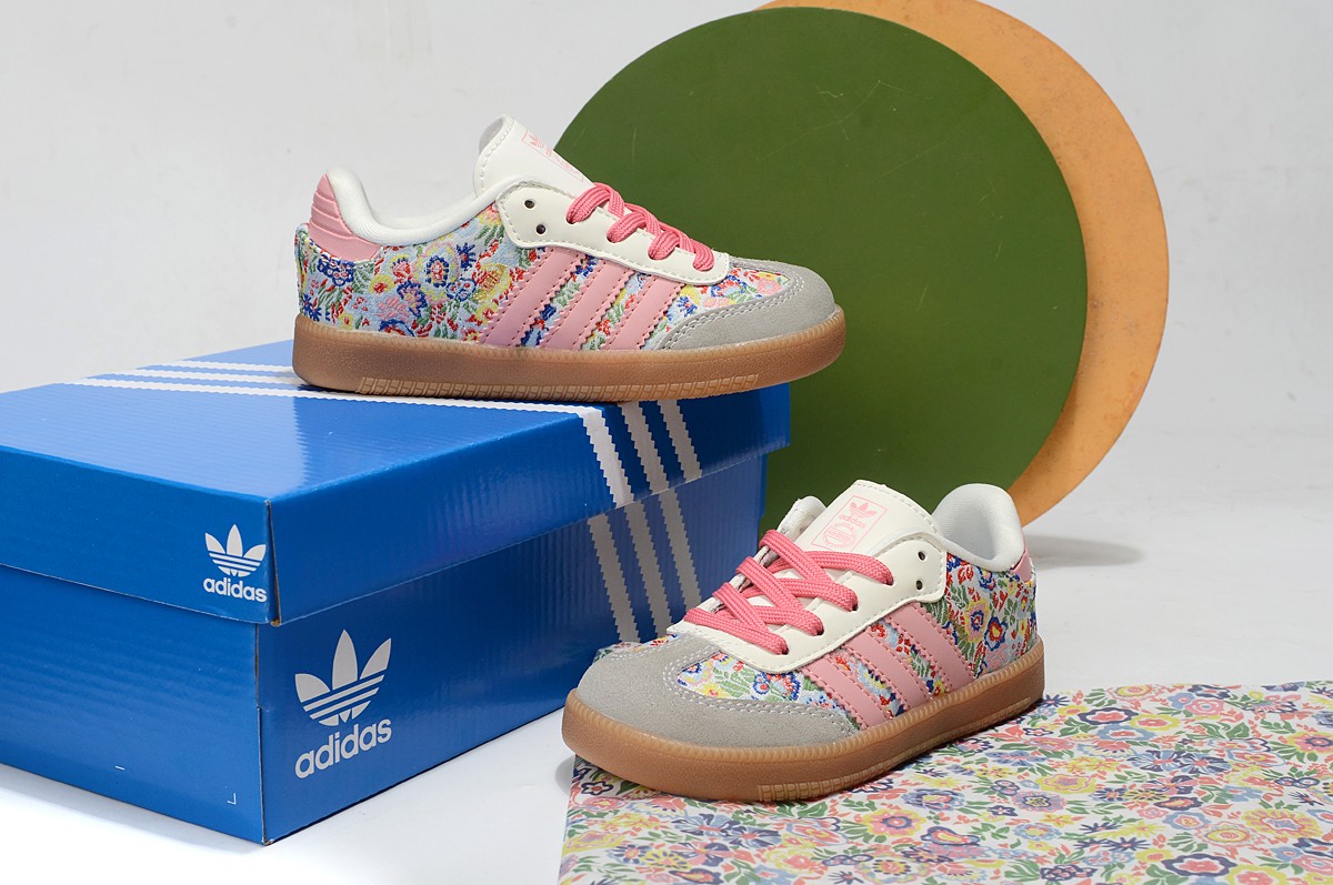 图片[3]-新配色 AD德训新款尺码：24-37码 🆕爱惨了德训系 新工艺新配色👏🏻 梭织面工艺 优质皮料拼接，质感满满💯松紧带魔术贴❤ 耐磨防滑大底，脚感超赞👍🏻.-选品中心