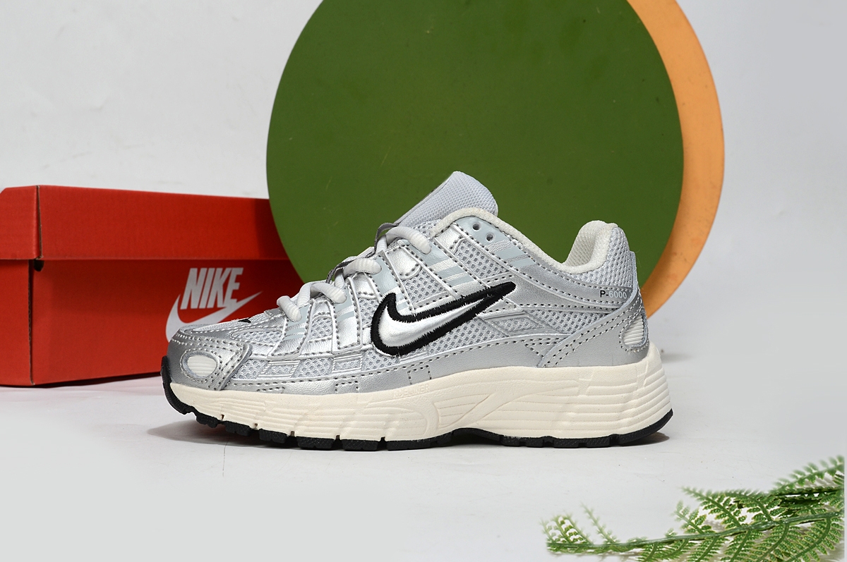 NO:339337,New model is on the market. Official website correct version Size: 24-27 elastic band. 28-37 shoelaces. NK P-Daddy shoes use breathable mesh fabric, sporty style lines and durable cover with a sun-absorbing appearance and comfortable soft midsole foam inspired by track and field track to create a thick design and create outstanding cushioning performance. Nike series,19860909新款上市 .官网正确版 Size:24-27松紧带.28-37鞋带. NK P-老爹鞋采用透气网眼布、运动风格线条和耐穿覆面兼具吸晴外观舒适柔软中底泡棉以田径赛道为灵感,打造厚实设计,缔造出众的缓震性能,耐克系列,,Children's