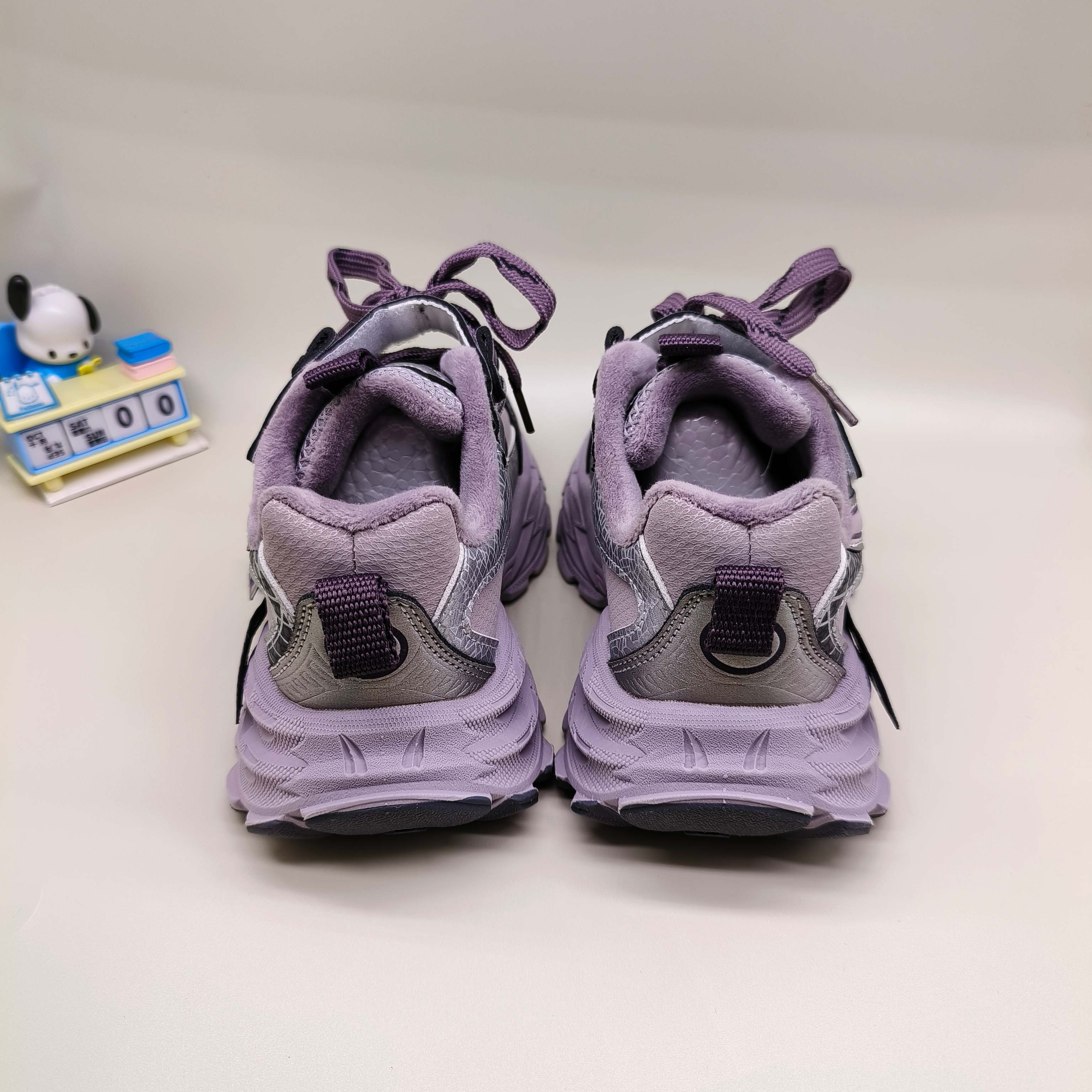 图片[6]-亚瑟士加绒AsicsGel-NYC童鞋亚瑟士潮牌锁扣儿童运动鞋 尺码：32-37码 经典潮牌户外品牌 🆕百搭又时髦✨ 加绒保暖款🔥 锁扣设计，穿脱超方便✌🏻 优质皮料拼接，质感满满🈵️ 橡胶耐磨防滑大底，脚感不言而喻☁️-选品中心