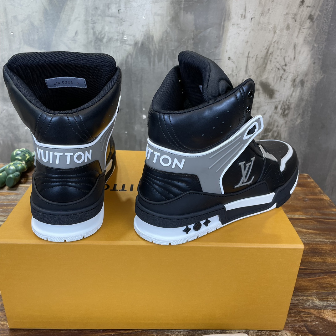 Louis Vuitton 高帮新配色 东莞高端 LV Trainer 路易-威登2022走秀新款